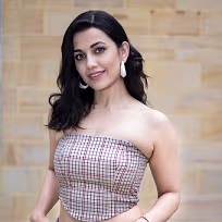 Esha Kansara